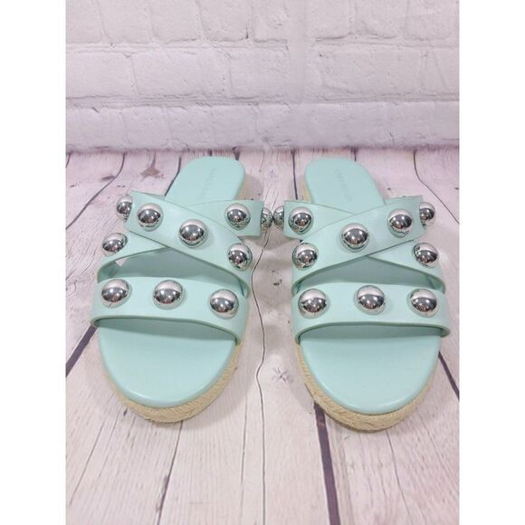 Marc Fisher Bryte Leather Studded Flat Slip-on Sandals Women's Size 9 - Picture 3 of 5